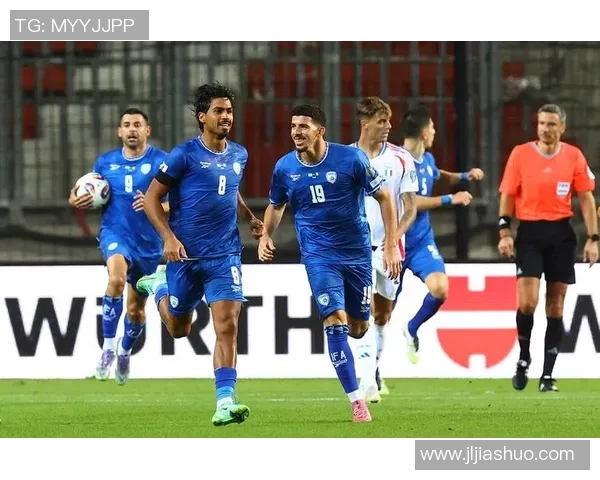 意大利当代足球明星的崛起与挑战分析及未来发展趋势探讨